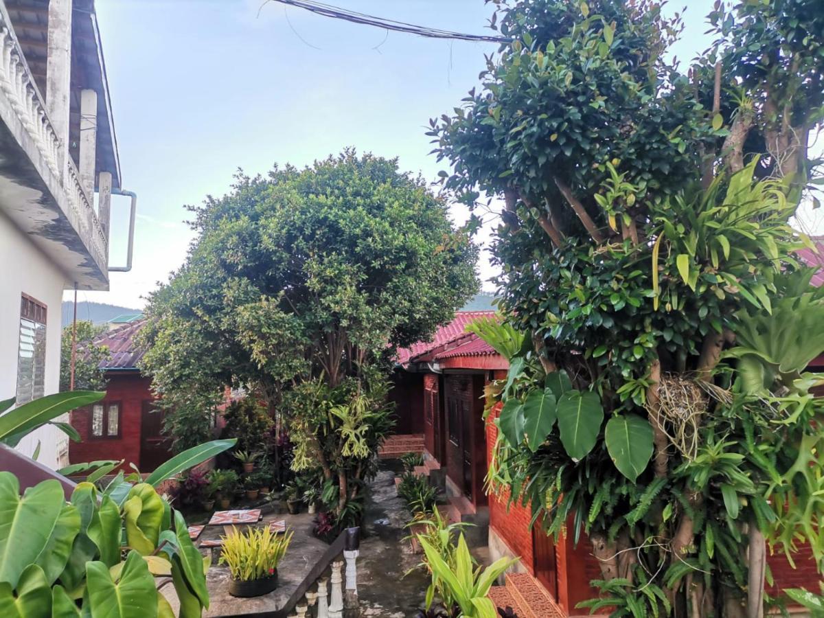 Kongkeo Guesthouse Muang Phônsavan Exteriör bild
