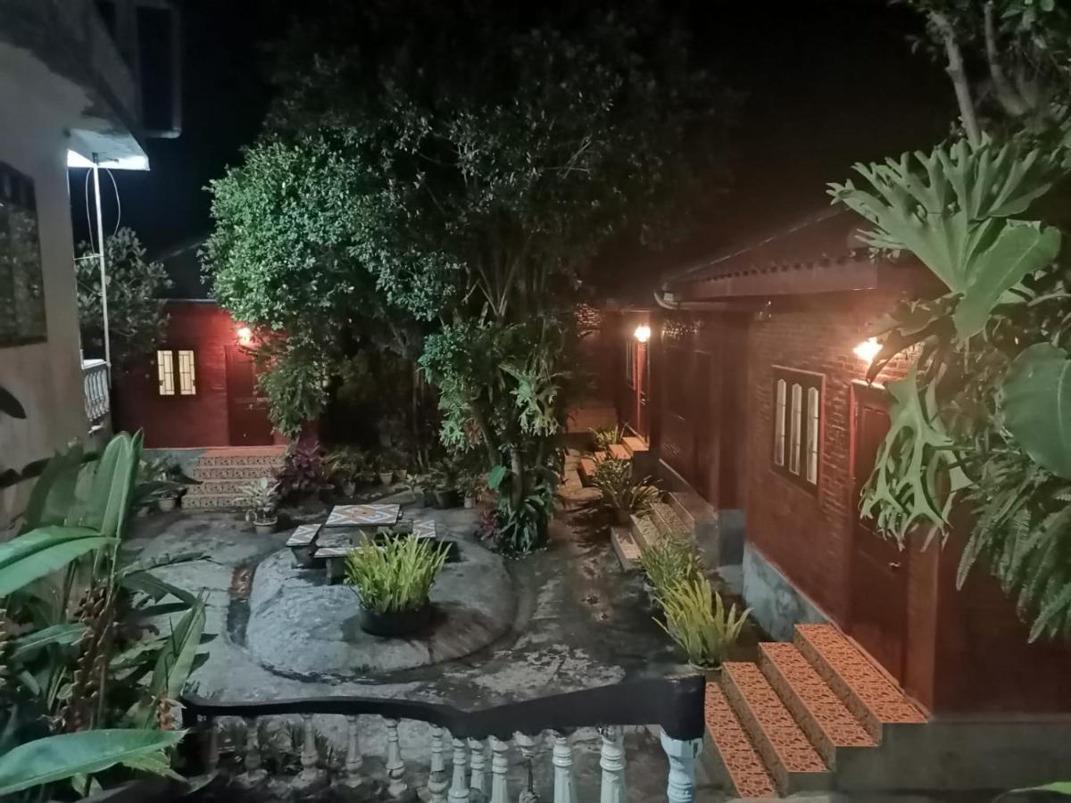 Kongkeo Guesthouse Muang Phônsavan Exteriör bild