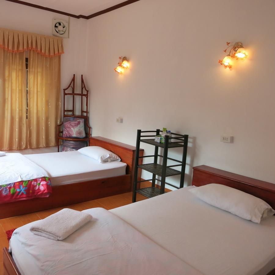 Kongkeo Guesthouse Muang Phônsavan Exteriör bild