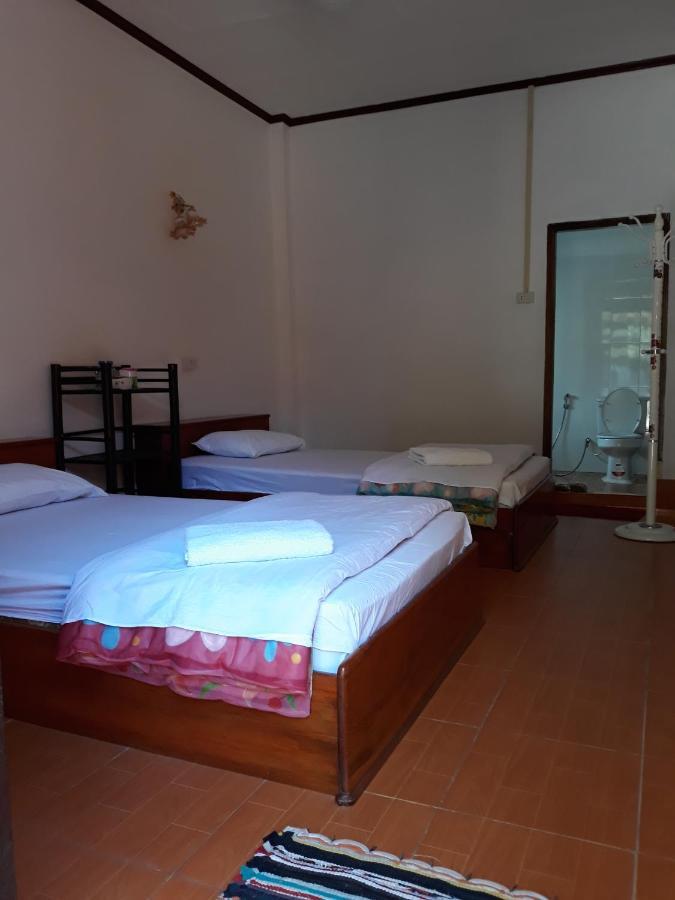 Kongkeo Guesthouse Muang Phônsavan Exteriör bild
