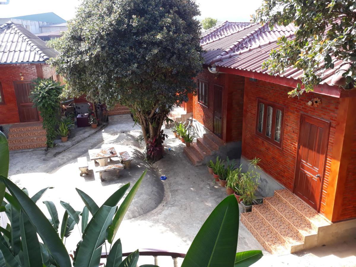 Kongkeo Guesthouse Muang Phônsavan Exteriör bild