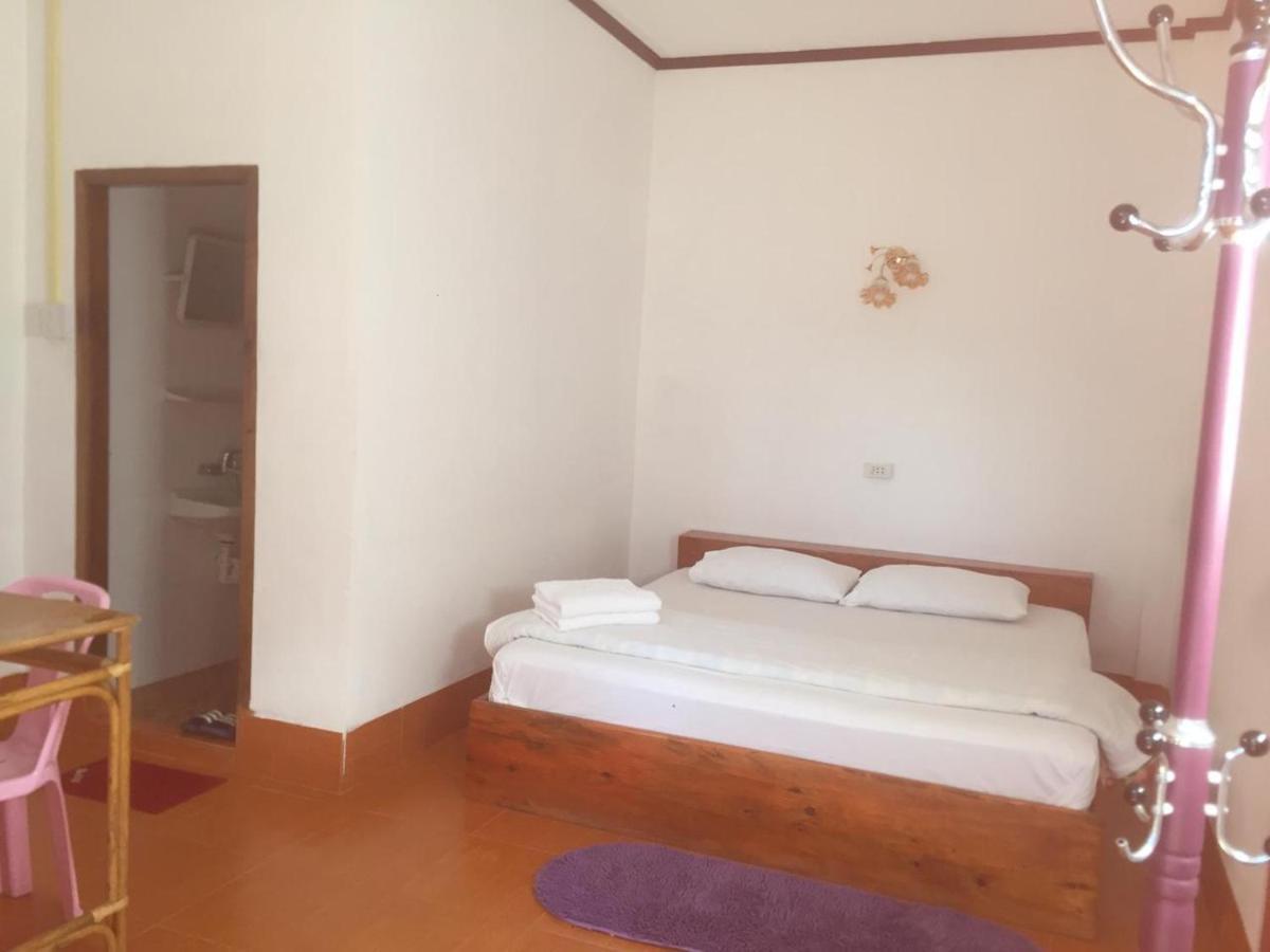 Kongkeo Guesthouse Muang Phônsavan Exteriör bild